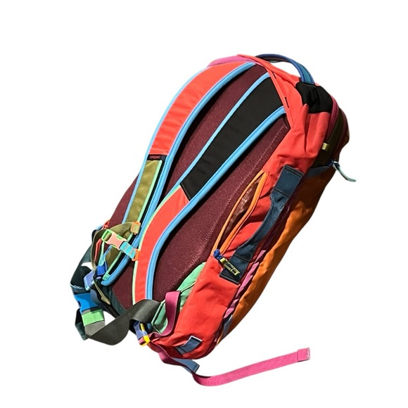 NWOT Cotopaxi Allpa 28 Del Dia One of a Kind Color Combo. Travel Bag w/ Raincoat - Picture 10 of 12